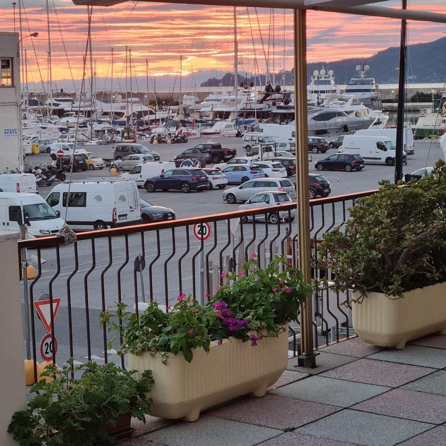 Albergo Stella Di Mare Лаванья Экстерьер фото